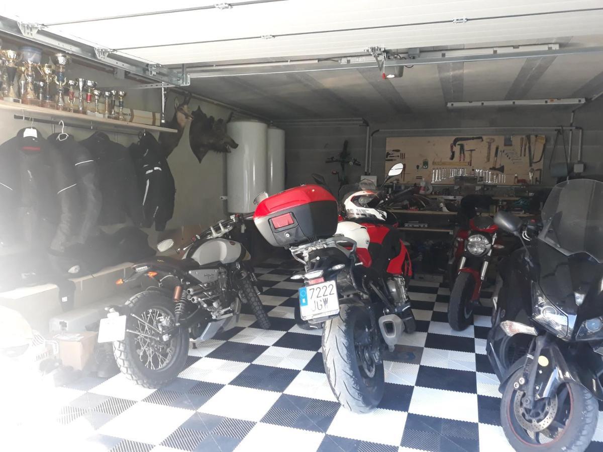 Bed and Breakfast L'Entre 2 Cols Saint-Martin-sur-le-Chambre Exterior foto
