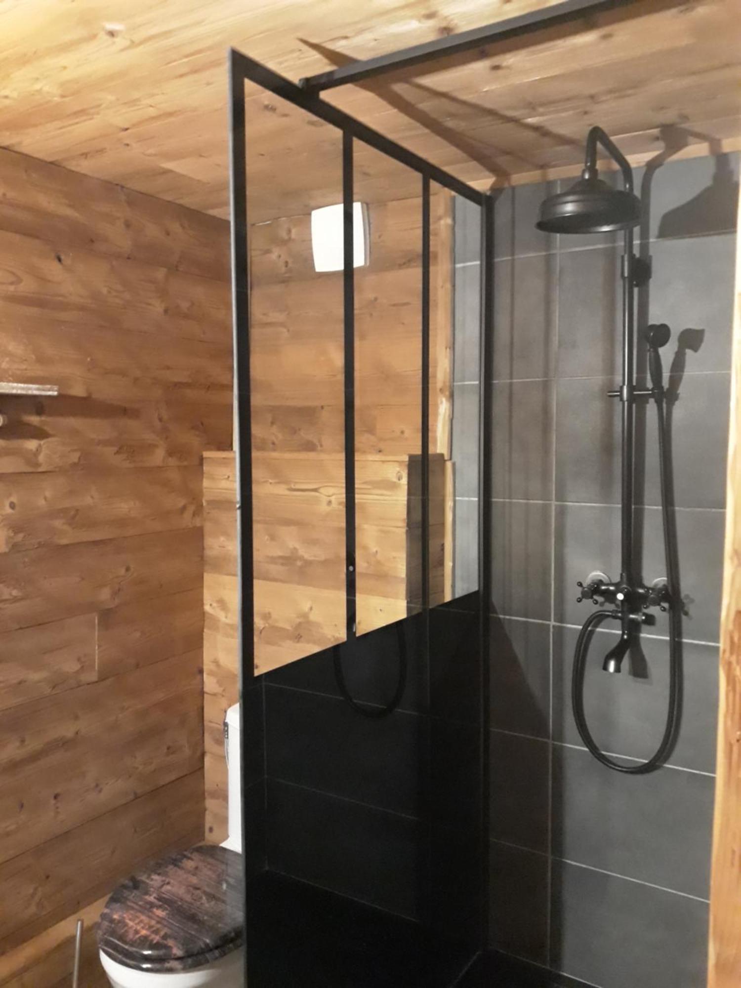 Bed and Breakfast L'Entre 2 Cols Saint-Martin-sur-le-Chambre Exterior foto